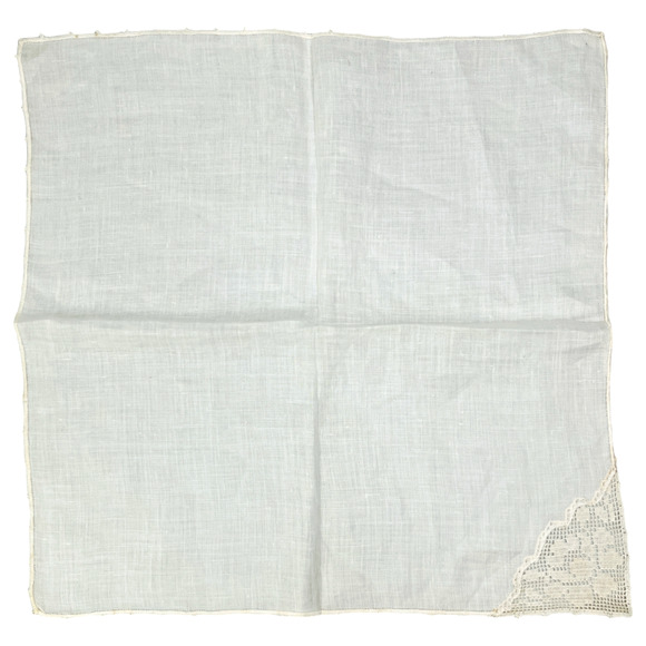 Vintage Lace Handkerchief Lot of 2 Wedding Floral Scalloped Border Knots READ - Picture 7 of 12